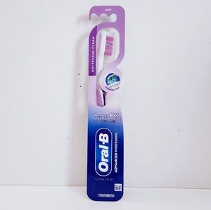 🍭7/$15 Oral-B Advanced Whitening Toothbrush Soft